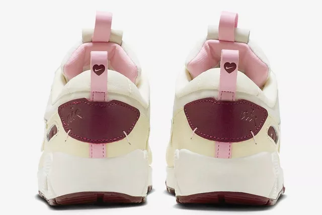 Nike-Air-Max-90-Futura-Valentines-Day-Release-Date-5