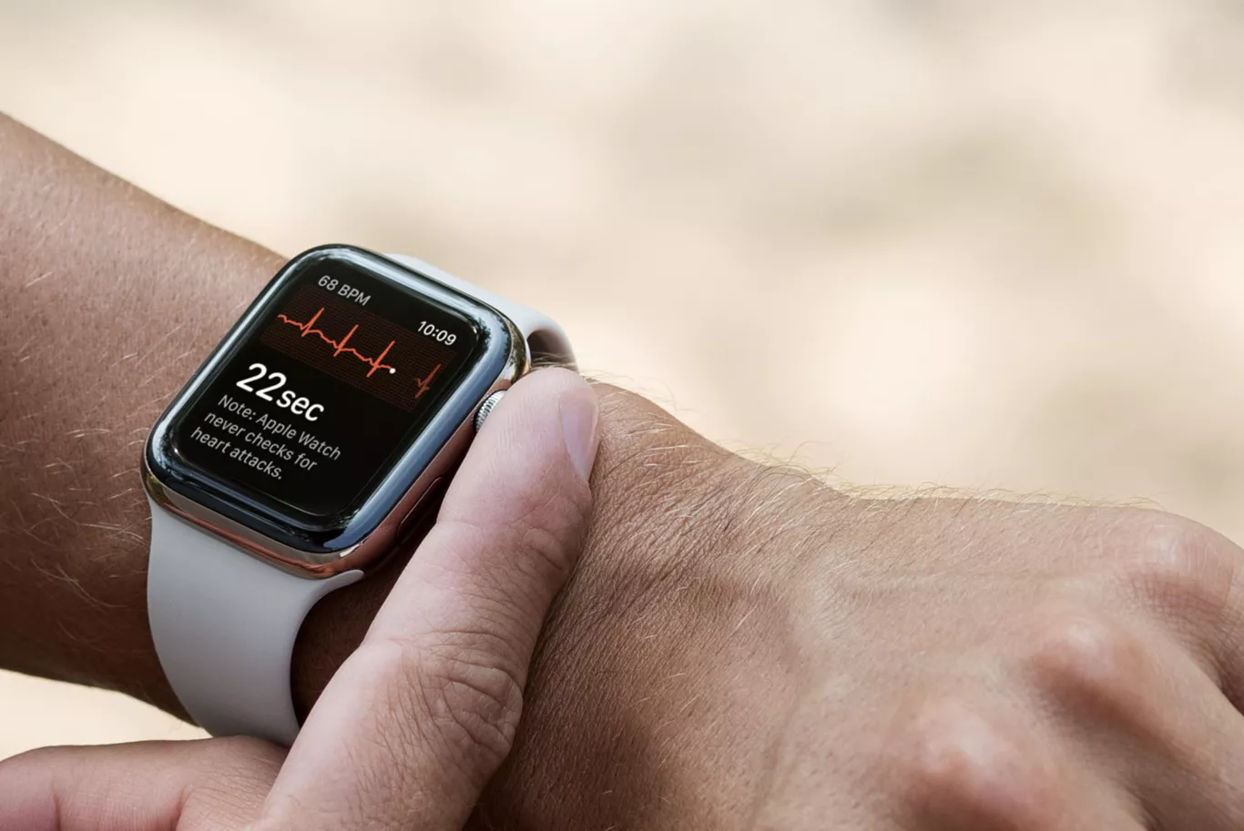 El sistema para medir la presión sanguínea fue postergado en el Apple Watch