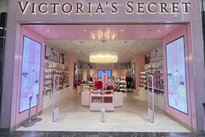 victorias-secret-abrio-su-primer-local-en-la-ED4C7WIJX5BMDMZ7R2NNDZLMTQ