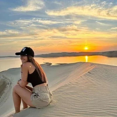 AeIdGXsYz_400x400__1