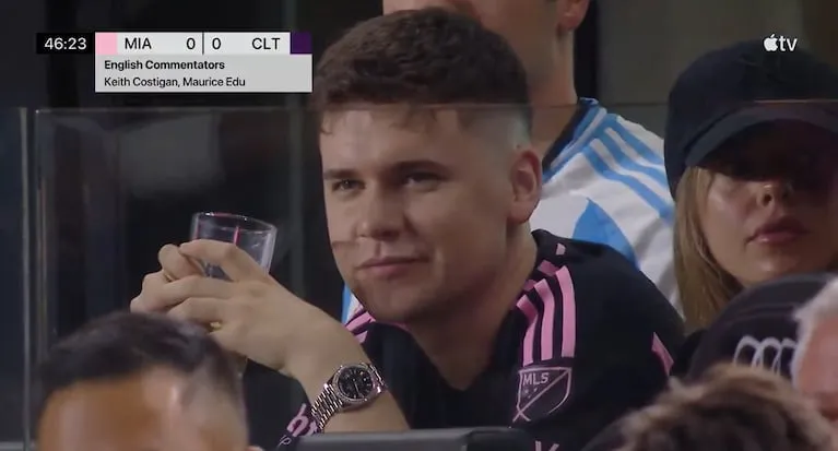 el-productor-estuvo-presente-en-el-chase-stadium-captura-apple-tv-K5BCHOUWRFGEDCTJZ5WSVOKF54