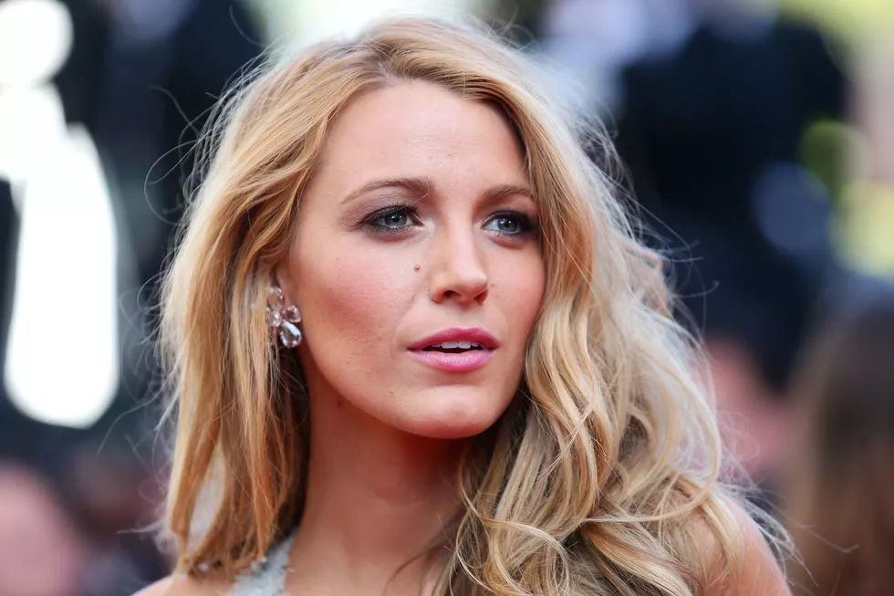 blake-lively-primeras-fotos-embarazada-prensa-cosmopolitan-1663501810