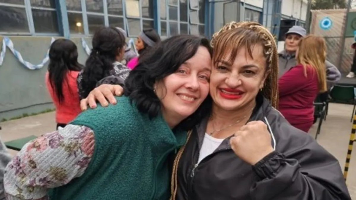 Ana Garibaldi y Locomotora Oliveras