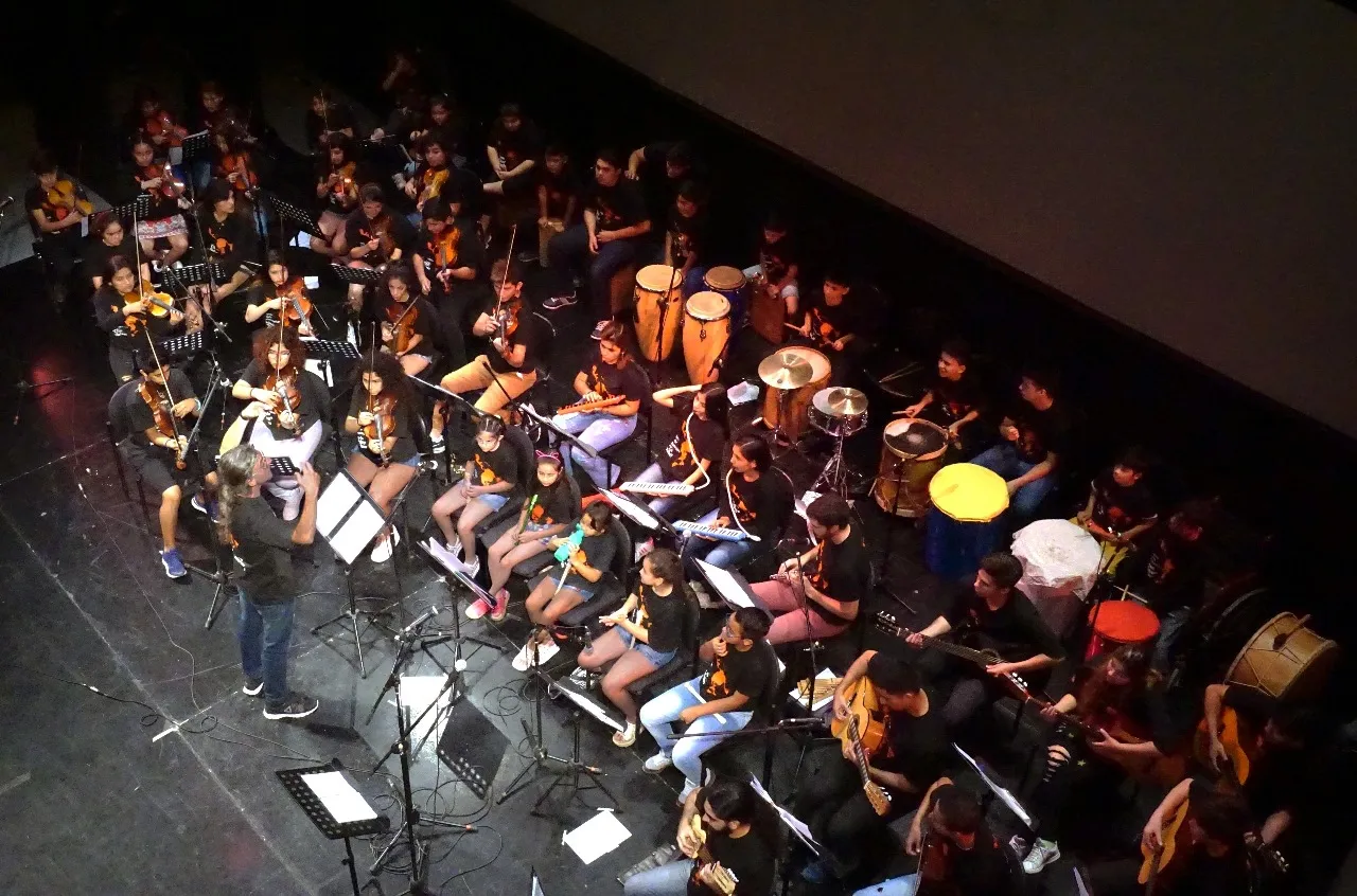 multimedia.normal.bffdd209eeb8fc3b.T3JxdWVzdGEgQ2hpdm8gdmFsbGFkYXJlc19ub3JtYWwud2VicA==