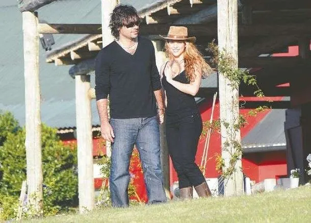 shakira-y-antonito-la-rua