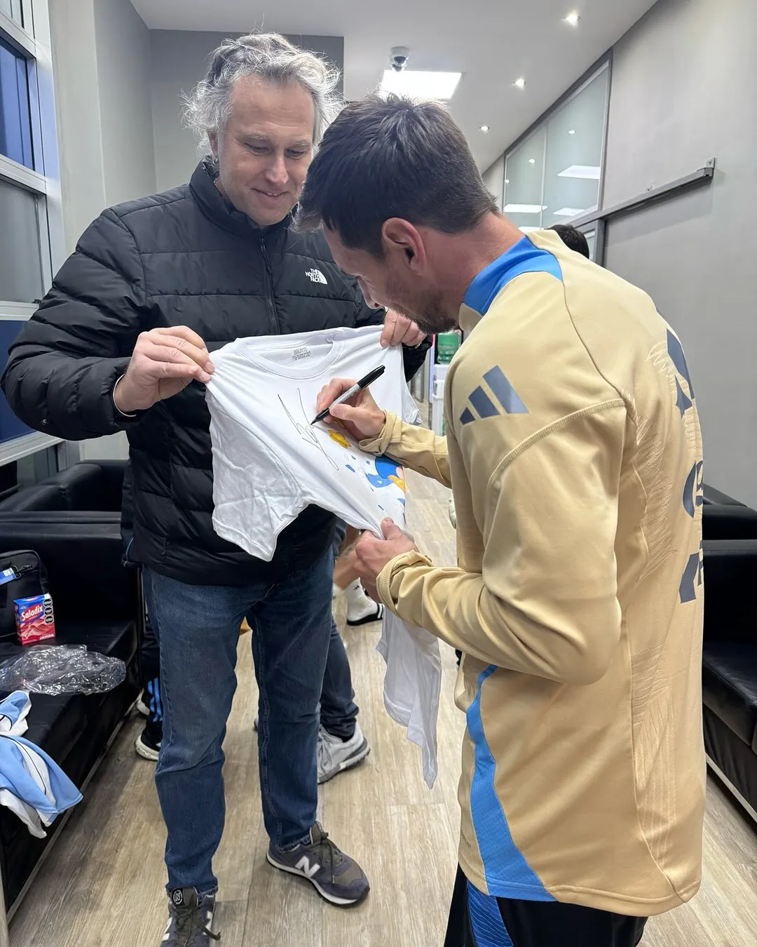 542567213_18410096542115739_3137819250897730647_n