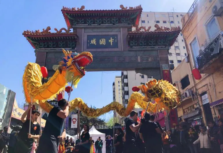 FESTIVAL-DE-LA-LUNA-EN-EL-BARRIO-CHINO