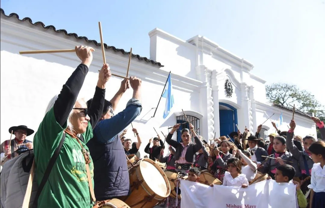 bombos