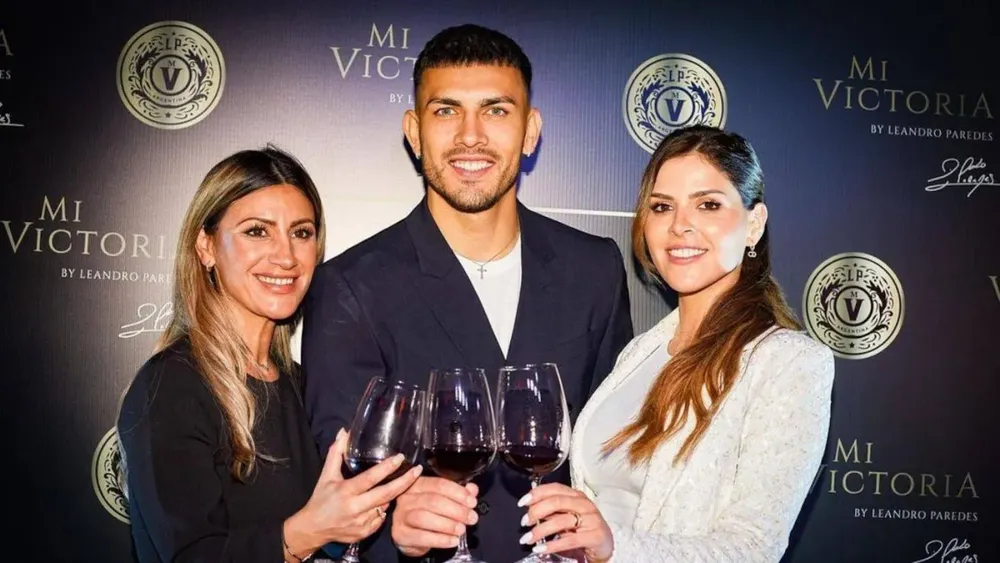 cuanto-sale-el-vino-de-leandro-paredes-que-oriana-sabatini-y-paulo-dybala-tomaran-en-su-boda-foto-web-7J5T2D3VRZGW3JCDJBAGUFKFKQ