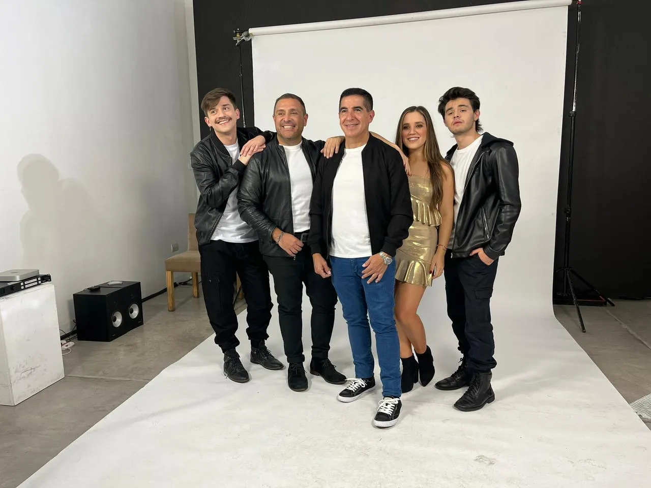 9c471979-700c-403e-8241-fac147a23421