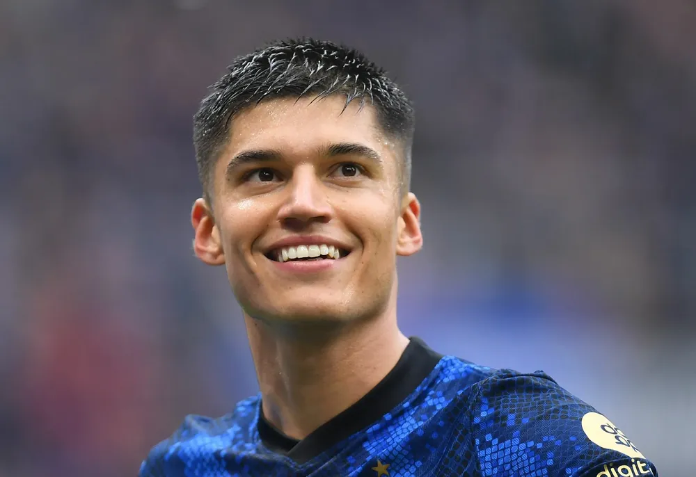 VEKJWNWX7VLIDF4INKY333NP6U-scaled