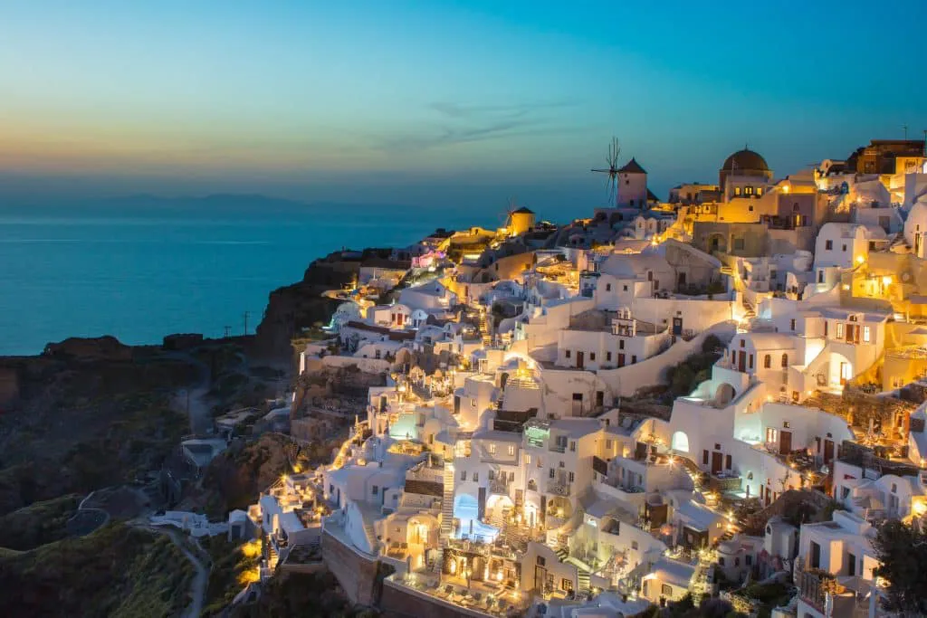 oia-santorini-grecia-1024x683