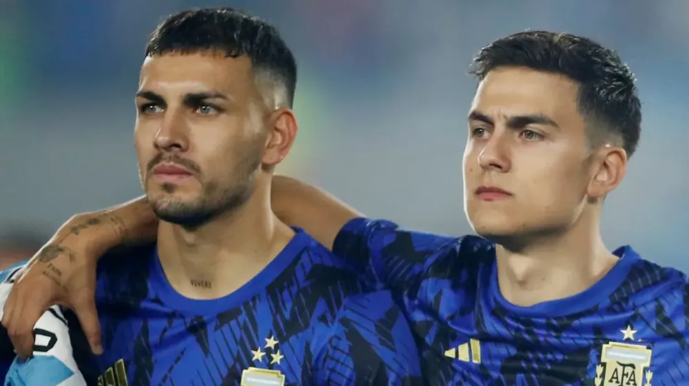 Leo Paredes y Paulo Dybala