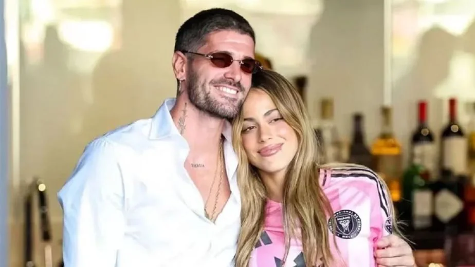 De Paul y Tini Stoessel