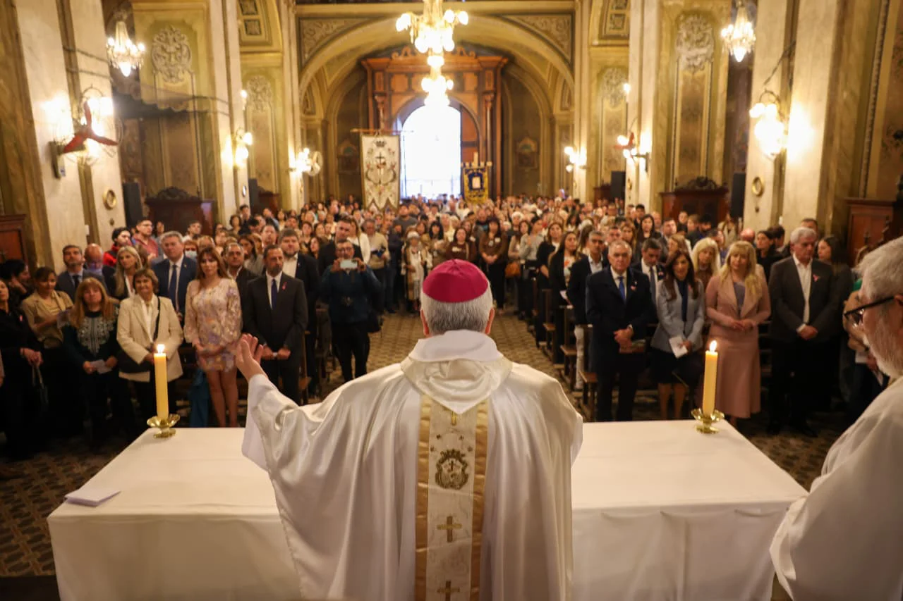Reapertura y primera misa en Iglesia San Francisco (17)