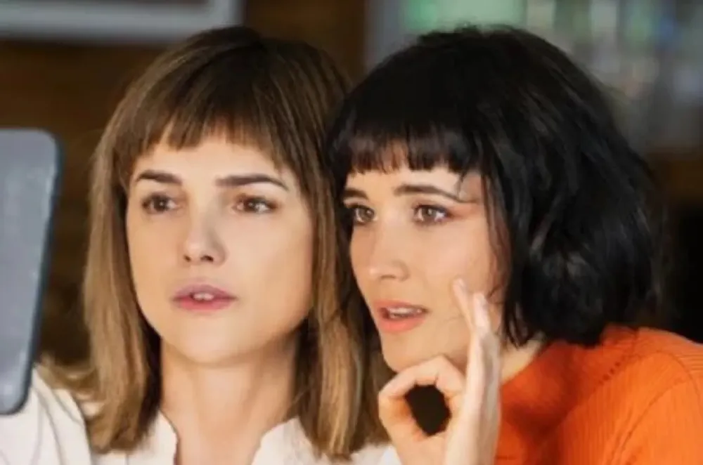 Araceli Gonzalez y Flor Torrente