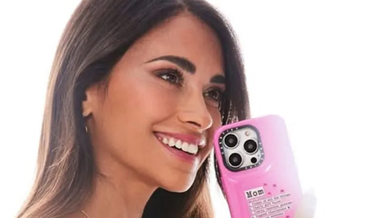 antonela-rocuzzo-cases