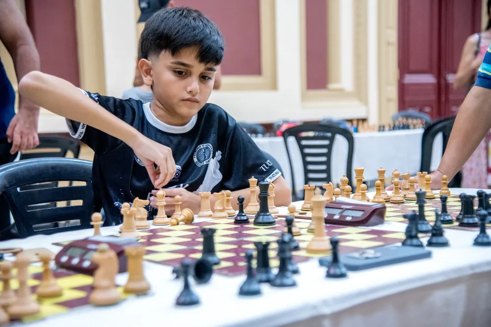 ajedrez chicos